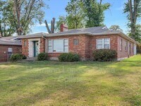 Building Photo - 1648 Orchid Ave