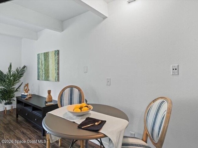 Building Photo - 3614 Overlook Dr