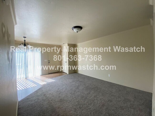 Building Photo - 846 Cedar Pine Ct