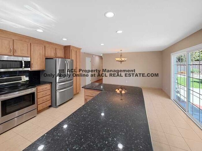 Building Photo - 3056 Stonehenge Rd