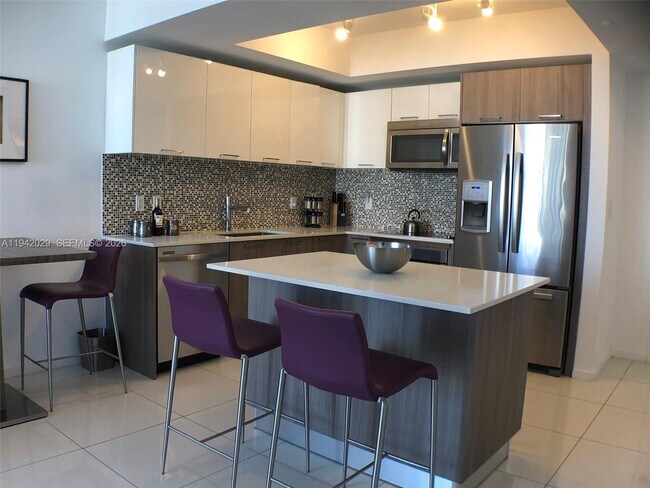 Building Photo - 5252 NW 85th Ave