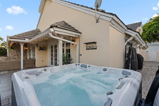 Building Photo - 9937 NW 47th Terrace