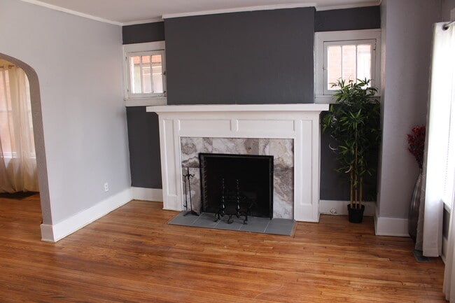 Primary Photo - 1215 Lawrence St
