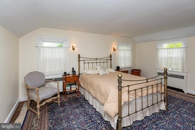 Building Photo - 515 Manor Rd