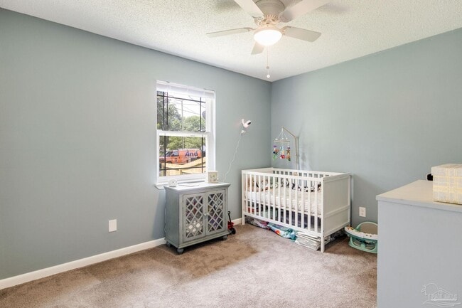 Building Photo - 520 Selina St