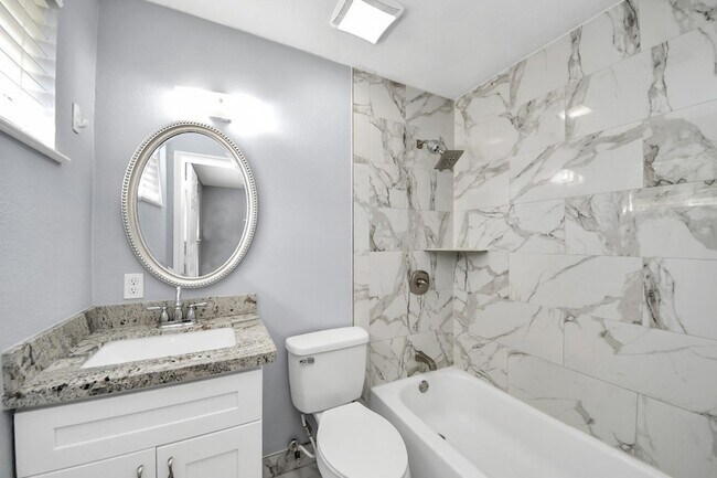 Building Photo - 6031 Dellfern Dr