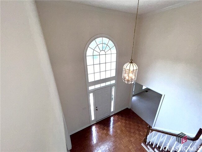 Building Photo - 120 Cedar Springs Pl