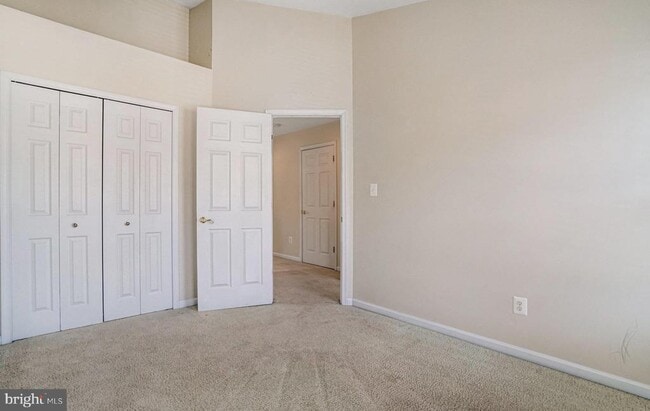 Building Photo - 9662 Potters Hill Cir