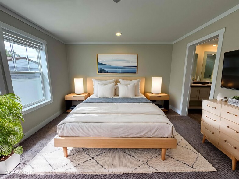 Building Photo - 48571 Lakeview Cir