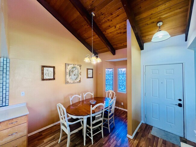 Building Photo - Inviting Gated Community Townhome—Jess Ranch 55+