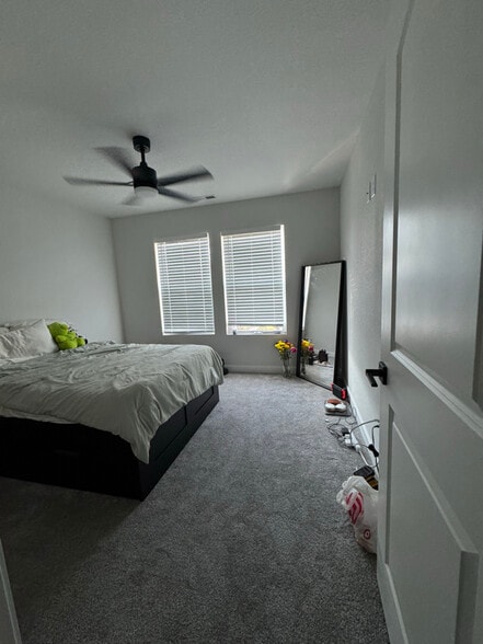 Building Photo - 701 W 29th St