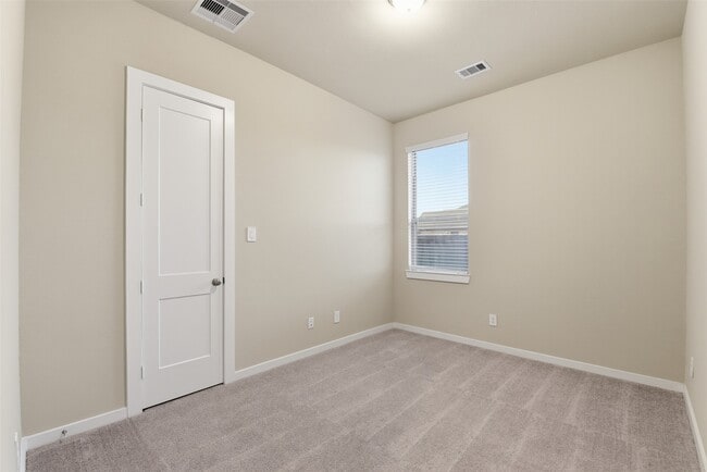 Building Photo - 9515 Willard Dr