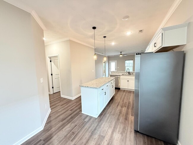 Building Photo - 3921 Bird Song Way