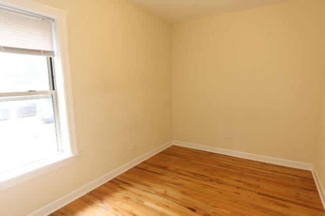 Building Photo - 714 W Barry Ave