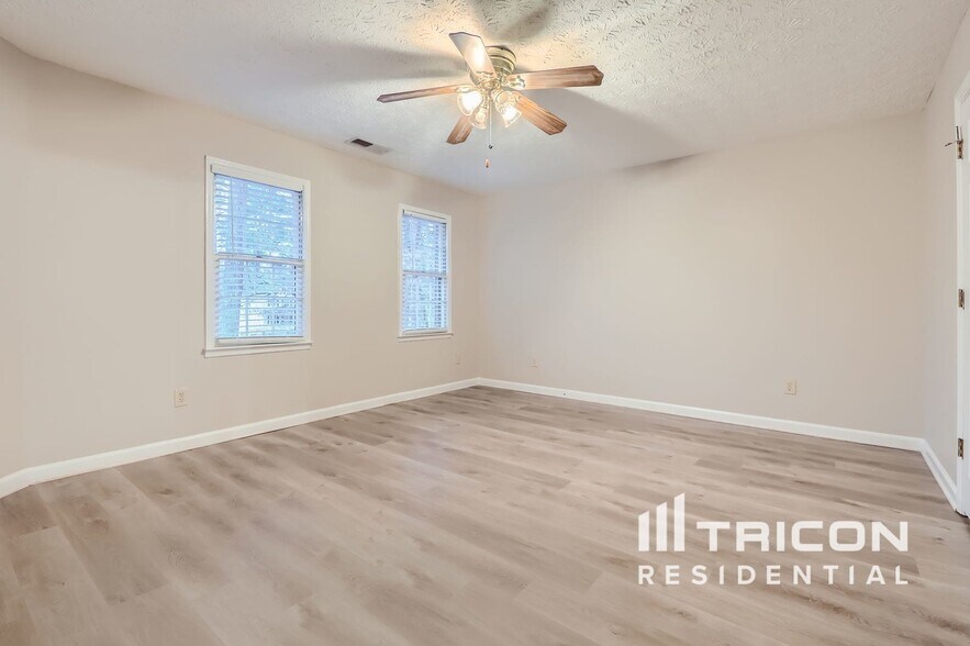 Building Photo - 255 Mercedes Trail