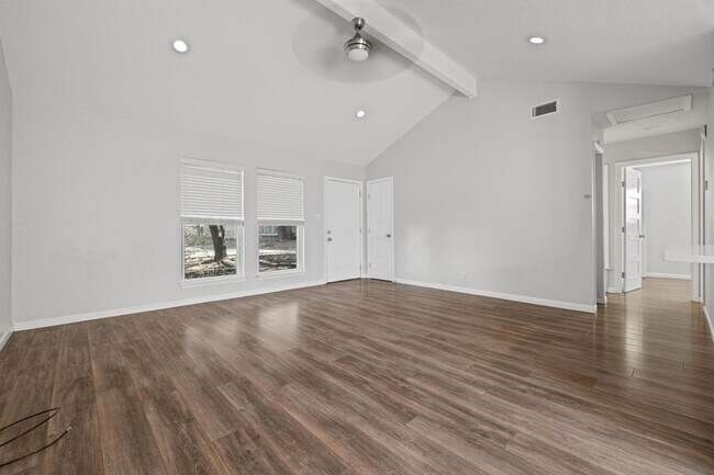 Building Photo - 3201 Mossrock Dr