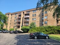 Building Photo - 425 Walnut Creek Rd