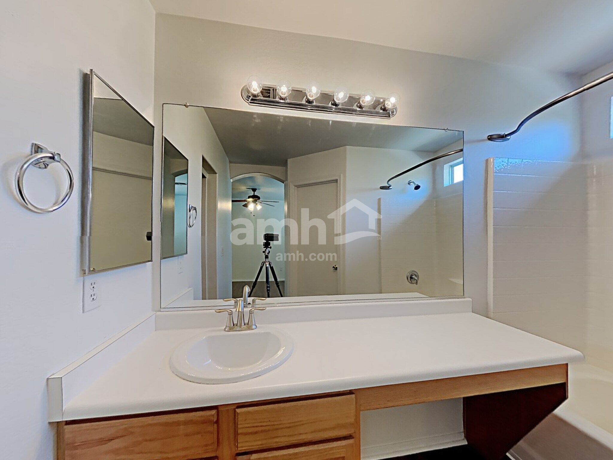 Building Photo - 2653 S 89th Dr