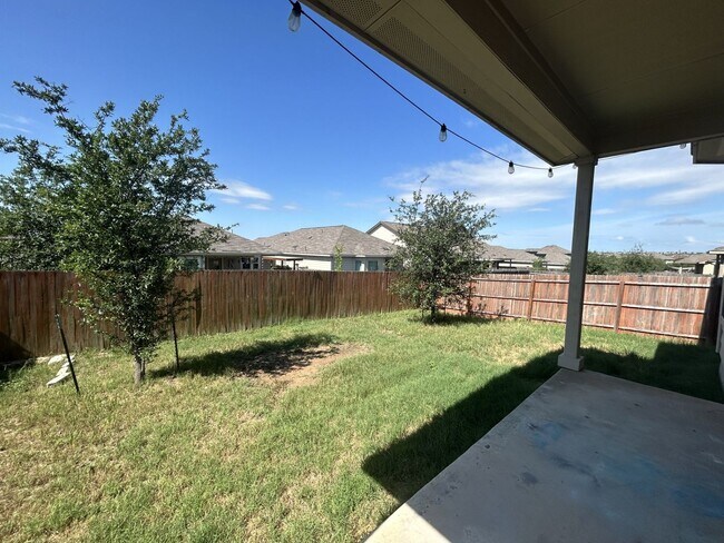 Building Photo - Beautiful 4BED/3BATH House for Rent! Avail...