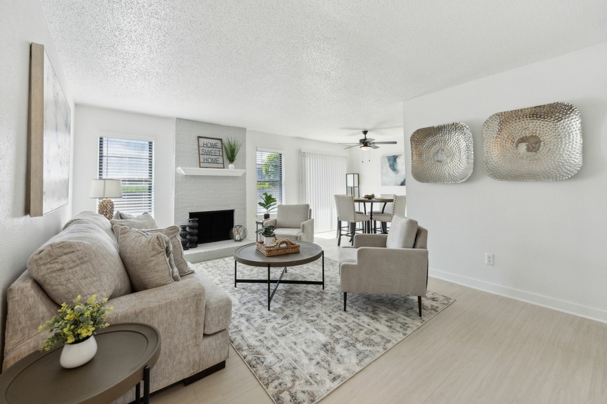 Building Photo - Brookbend