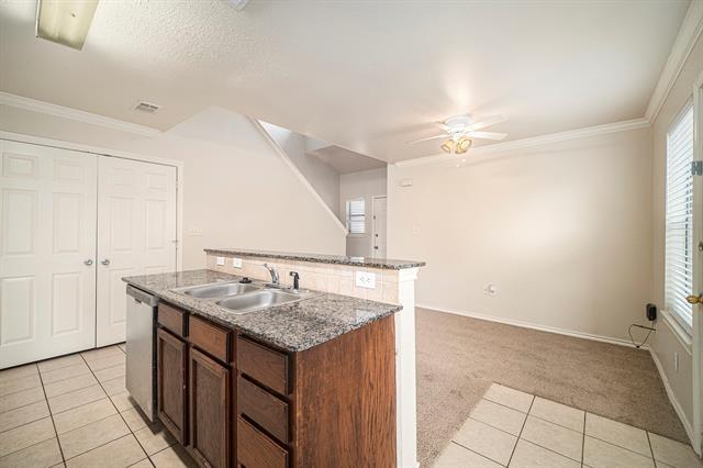 Building Photo - 538 Mast Ct