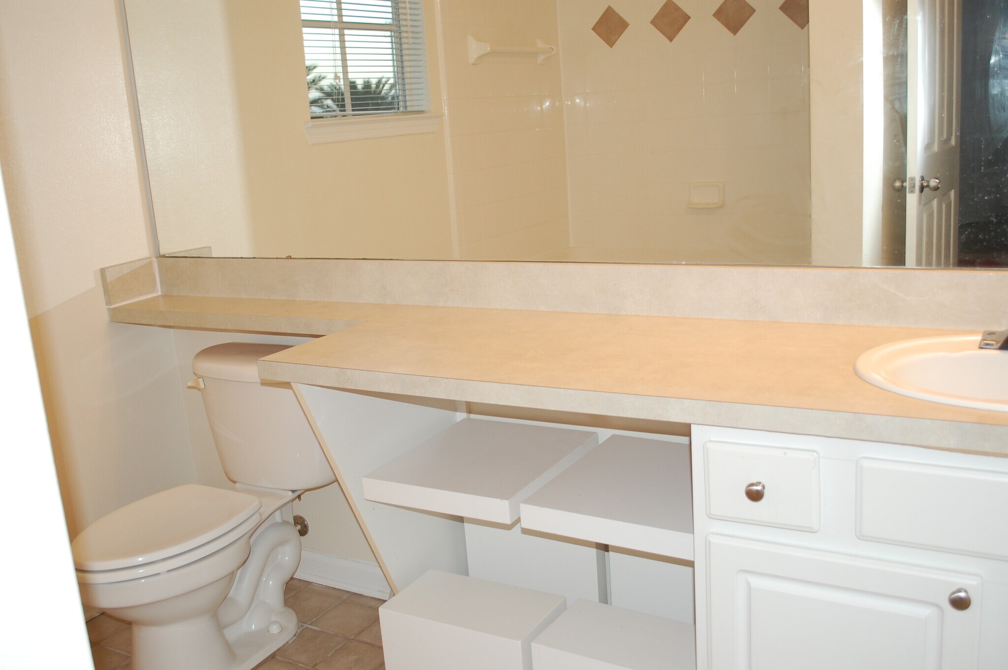 Bathroom 1 - 4207 S Dale Mabry Hwy