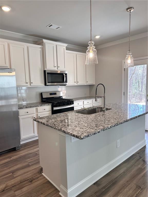 Building Photo - 454 Sterling Creek Wy