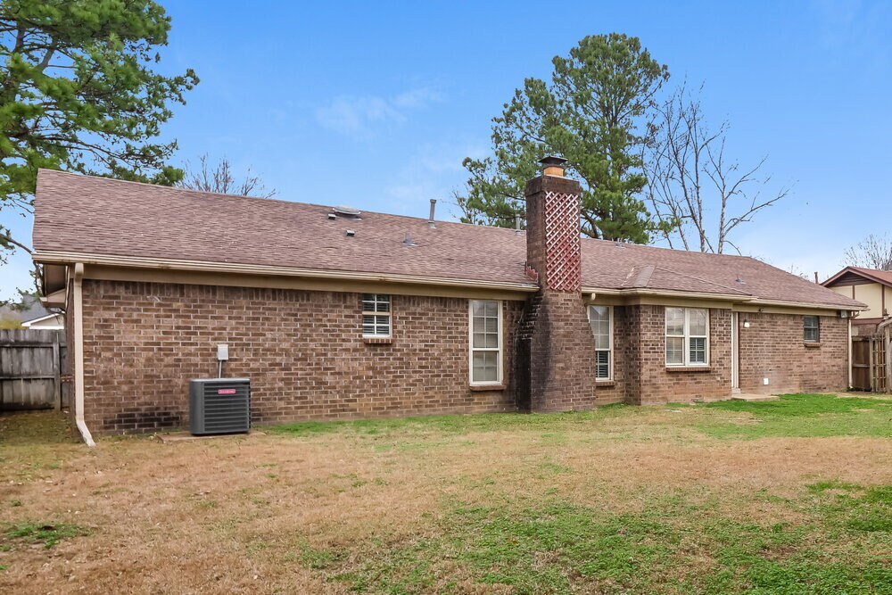 Building Photo - 6683 Beaverlodge Dr