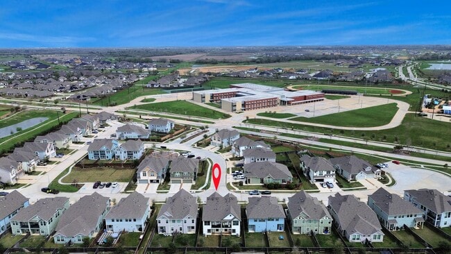 Building Photo - 4942 Carranza Ct