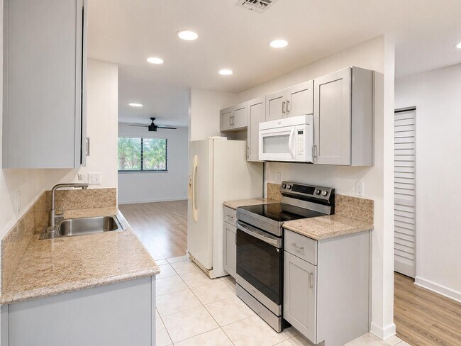 Building Photo - 1363 NW 94th Way