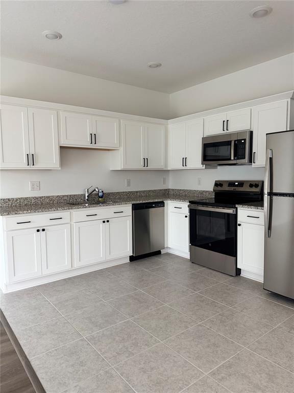 Building Photo - 3406 Vesara Dr