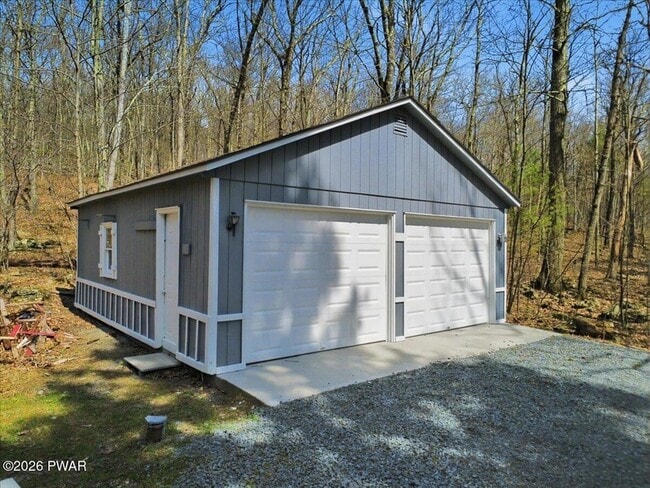 Building Photo - 209 Urban Rd