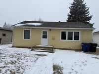 Building Photo - 951 Park Ave