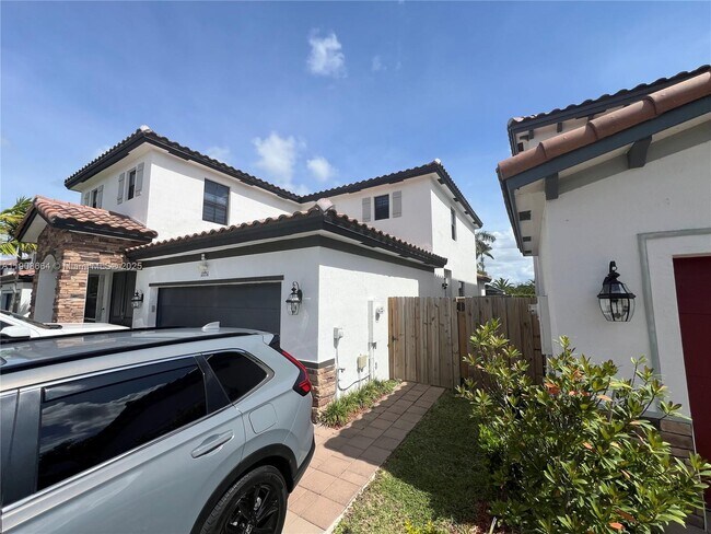 Building Photo - 11751 SW 248th Terrace