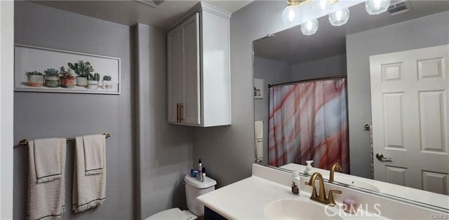 Building Photo - 8692 E 9th St