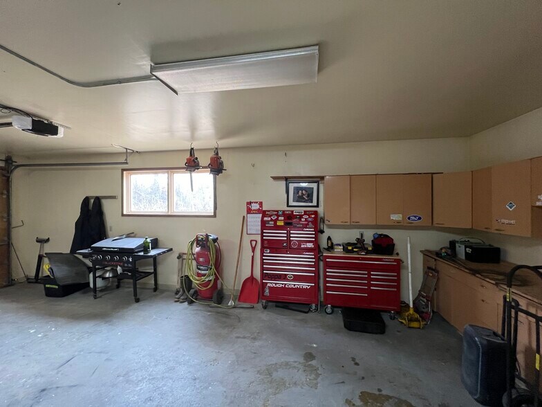 Building Photo - 54630 Kuskokwim Ave