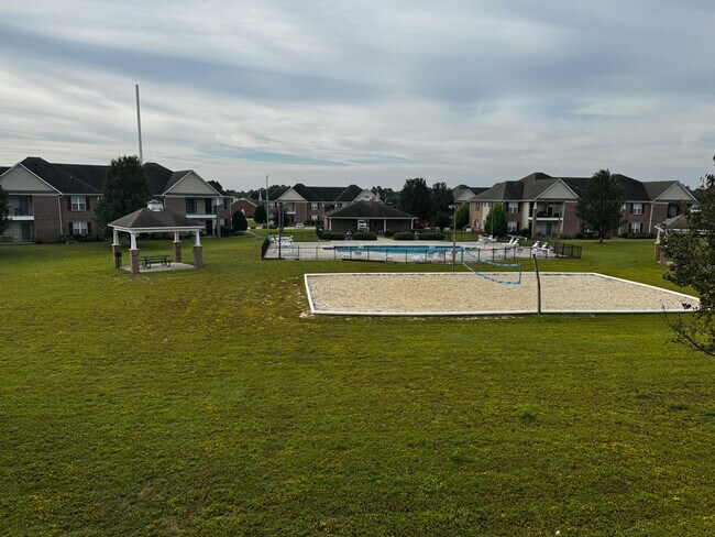 Building Photo - 2 Bedroom 2 Bath Condo