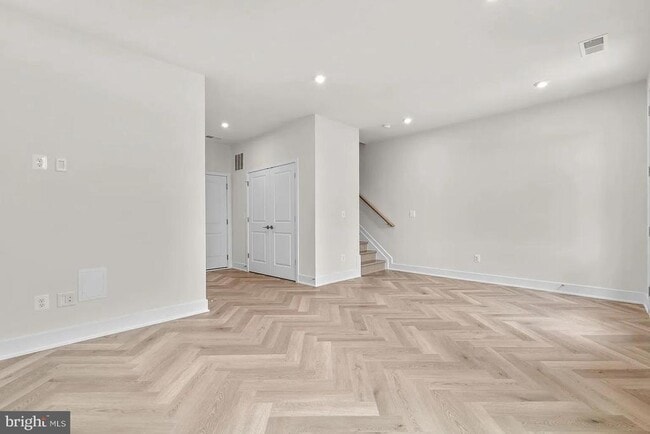 Building Photo - 13916 Aviation Pl