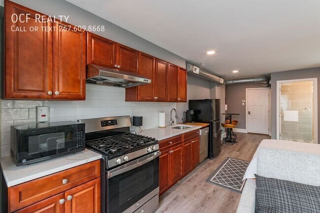 Building Photo - 1620 Mt Vernon St