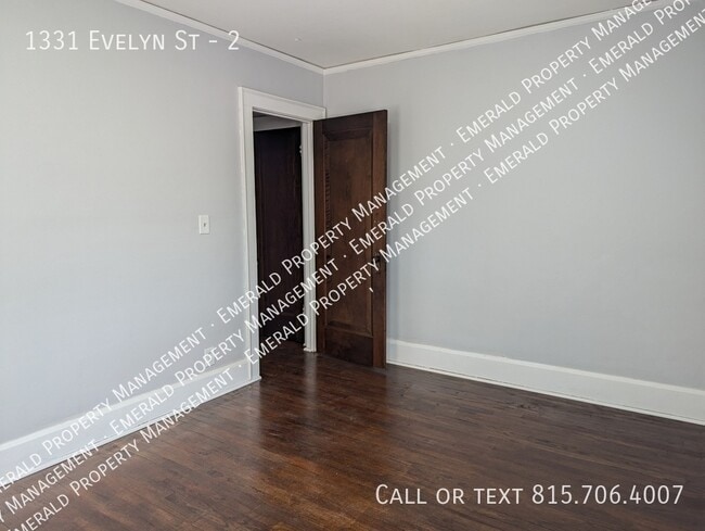 Building Photo - 1331 Evelyn St