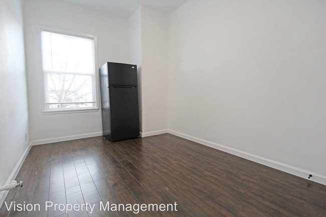 Building Photo - 3301 Telegraph Ave