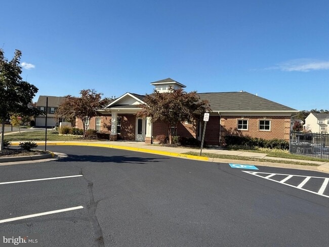 Building Photo - 1542 Kinnaird Terrace NE