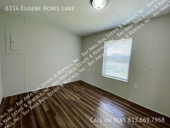 Building Photo - 6334 Eugene Acres Ln