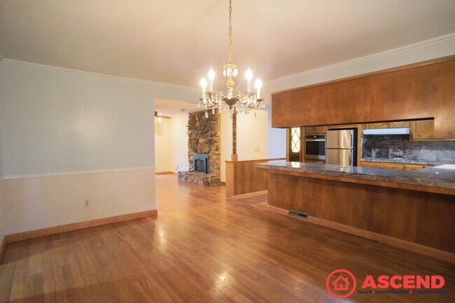 Building Photo - Stunning Home In Southwest Bakersfield!