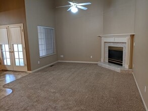 Building Photo - Great Location! 3-Bedroom, 2-Bath Single Story Home Move In Ready!