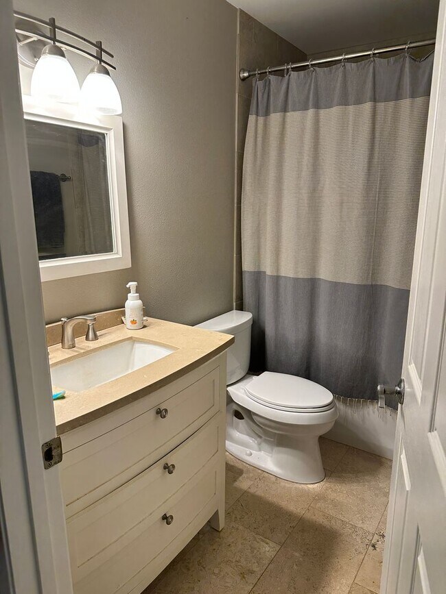 Building Photo - Kuau Bayview Estates Unfurnished 3 Bedroom / 2 Bathroom, Single Level Home