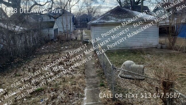 Building Photo - 328 Delaware Ave