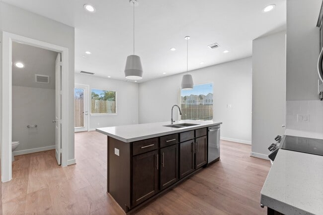 Building Photo - 5904 Jasper Jones Wy