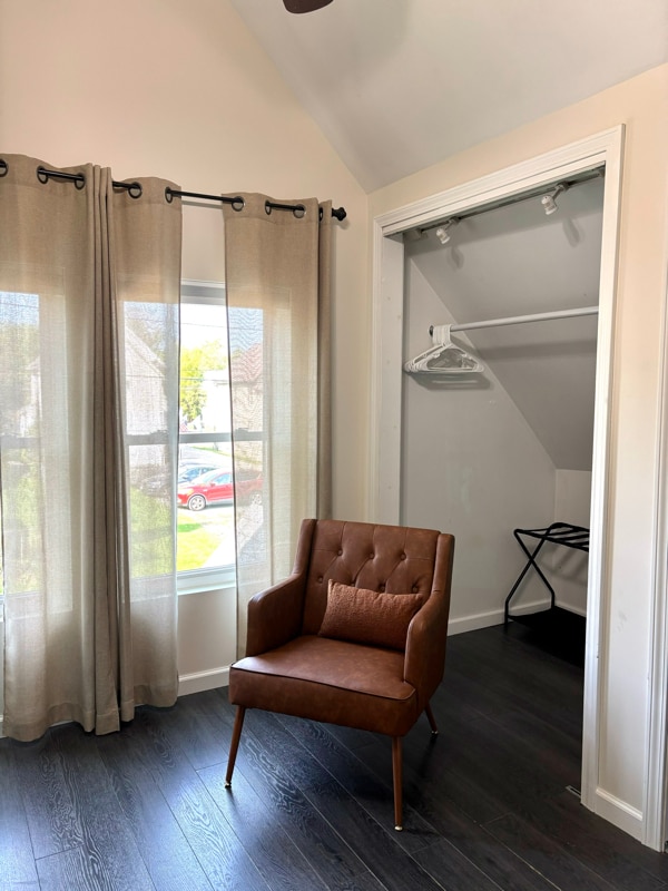 Building Photo - 22 E Garfield St