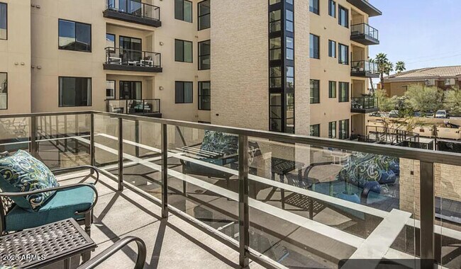 Building Photo - 7300 E Earll Dr